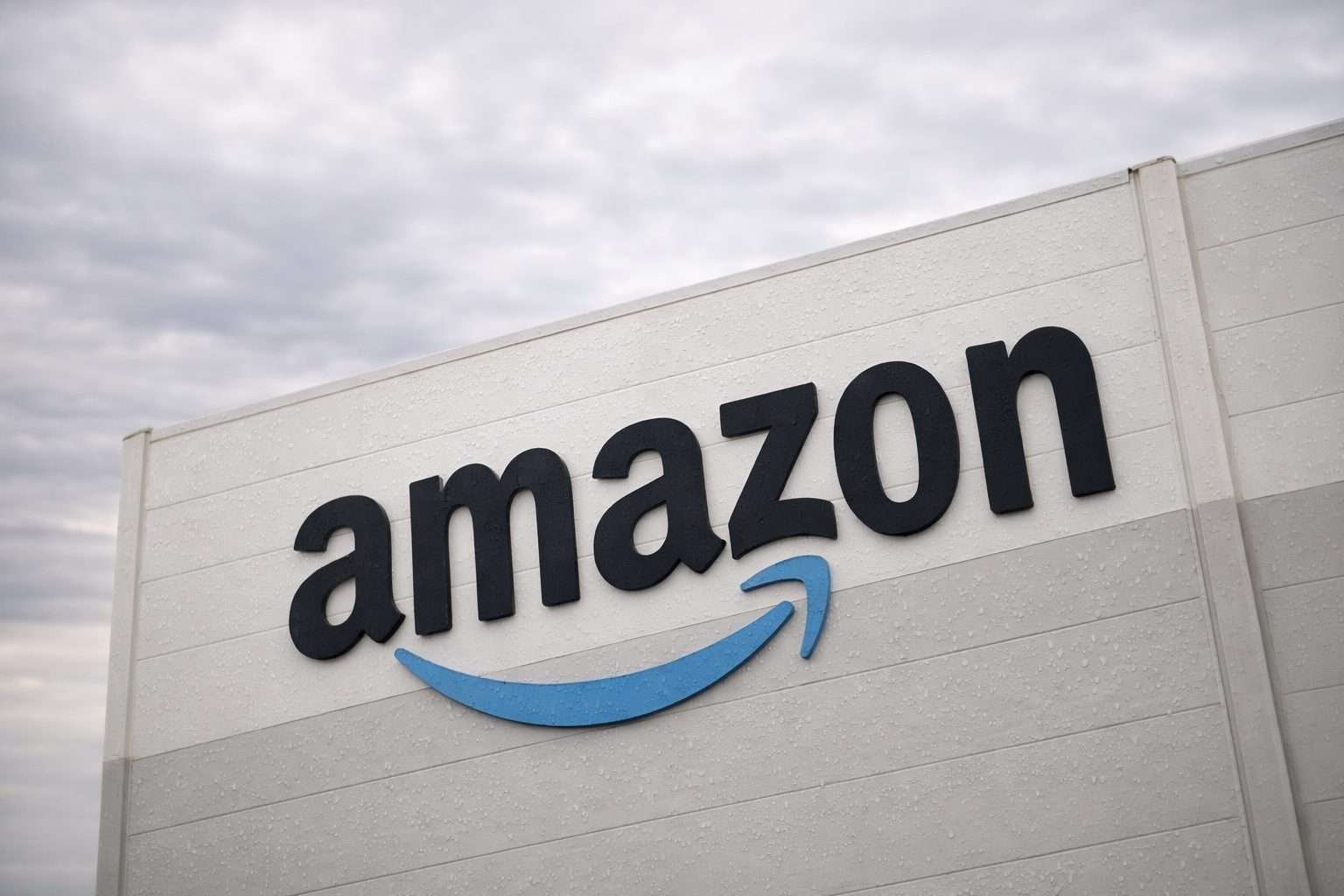 Amazon Stock Sinks After 200 Billion Ai Capex Plan Spooks Investors Featured